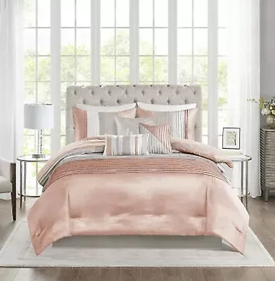 MADISON PARK Coral Patterned 7 Piece King Comforter Set • $59.99