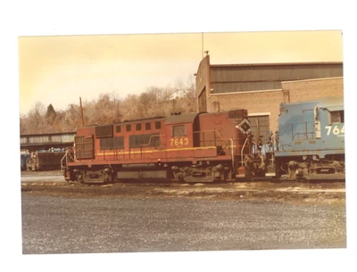 $9.99 • Buy Conrail Locomotive #7643 RS11 Photo Lehigh Valley Railroad