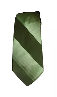 Vintage Don Loper Of California Men's Necktie Green Striped 53  X 4  Poly Silk • $10.76