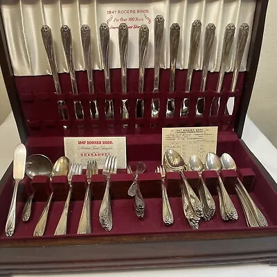 1847 Roger Bros Daffodil Silver Plated Flat Ware 99 Pieces 1950 Great Condition • $224.99