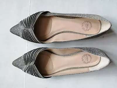 I.Miller Shimmer Sparkle Women's Comfy Silver & Gold Flats Pointy Toes Shoes 7.5 • $18.04