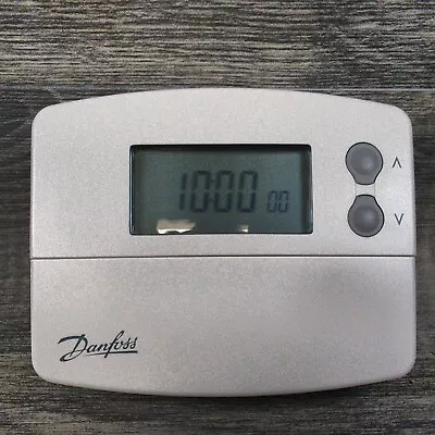 Danfoss TP5000Si Programmable Room Thermostat Hardwired  • £74.95