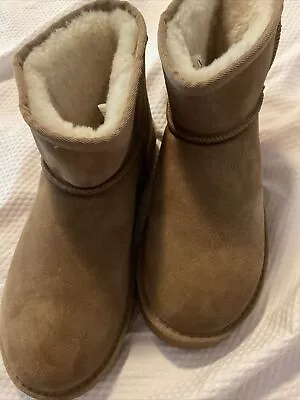 Ugg Boots Mini Classic Boot Size 41 • $36