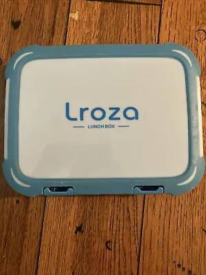 Lroza Lunch Box • $6