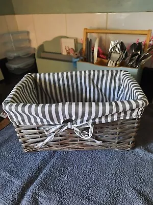 Wicker Grey Basket /grey White Stripe Insert With Tie Bow Large By Maison  • £5.10