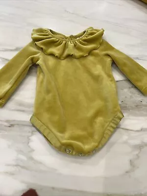 Hanna Andersson Ruffle Velour Bodysuit Size 50 Cm 0-3 Months Yellow • $8.74