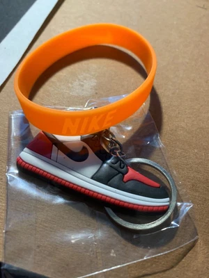 $8 • Buy Sneakers Key-Chains 2D  Retro Shoe Key Chain , Still Sealed , With Bracelet .