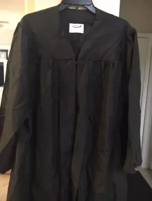 Oak Hall Black Graduation Gown Bachelor 5'3  - 5'5  • $20