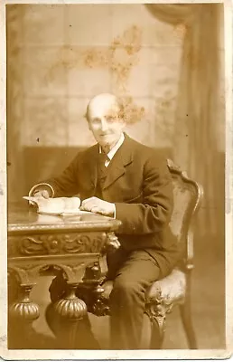 UNKNOWN MAN ROCHDALE OLDHAM C1905 POSTCARD • £0.45