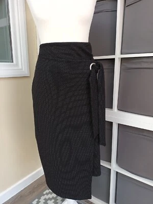 £0.99 • Buy BNWT TU - Ladies Size 16 Summer Knee Length Mono Polka Dot Wrap Stretchy Skirt