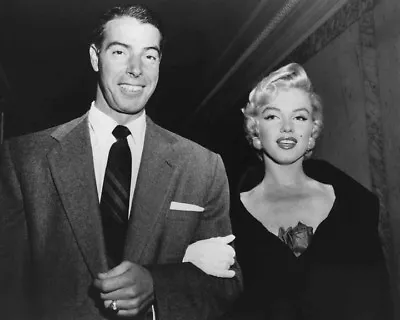 JOE DIMAGGIO And MARILYN MONROE Glossy 8x10 Photo New York Yankees Print • $5.49