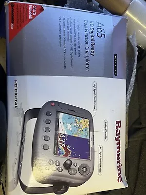 Raymarine Chartplotter A65 • £300