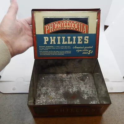 Phillies Perfecto Tin Cigar Box With Display Arm - Circa 1939 • $27.99