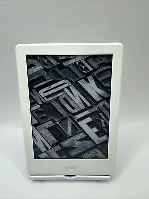 Amazon Kindle (8th Generation) Wi-Fi 6in - White • £22.50