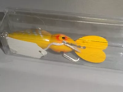 Vintage Fishing Lure Plastic Whopper Stopper Hellbender Yellow Silver Ribs C1950 • $8.99