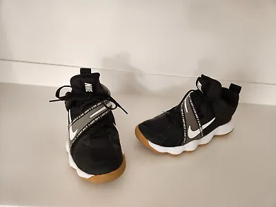 VEUC Women's Size 7.5 Nike React HyperSet Volleyball Shoes Black W White • $55