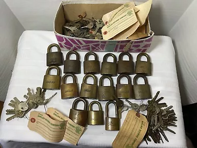 15  Vintage Sinclair Padlock  Gas Pump  Refinery  Wilson Bohannan Co • $325