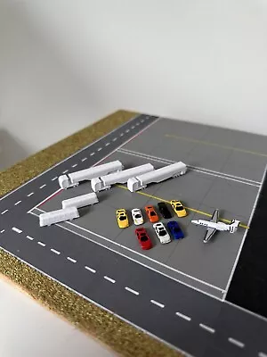 Model Airport GSE 1:400 Scale Job Lot • $18.64