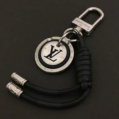 $32 • Buy Louis Vuitton Damier Graphite Leather Rope Key Ring Charm /6Q0597