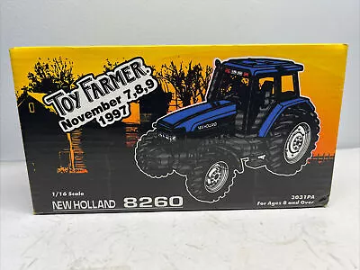 1/16 New Holland 8260 Tractor 1997 Toy Farmer National Toy Show DieCast ERTL • $132.48