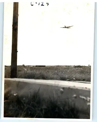 Vintage Photo 1953 Coronation Air Show Douglas C-124 Globemaster JNHC 4.25x3.25 • $12.34