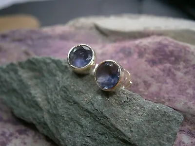 925 Sterling Silver Violet Blue Iolite Gemstone Round Stud Earrings • £21