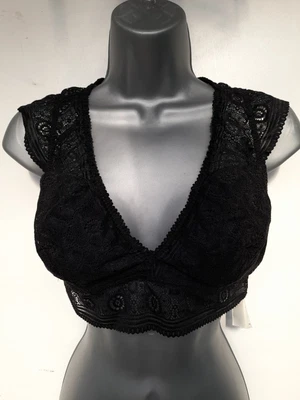 $12.40 • Buy GILLY HICKS BRALETTE SIZE L 14 LINED LACE V Neck Black Comfort Sexy Crop Top Bra