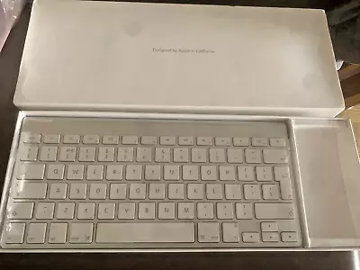 Apple Key Board White Imac Booklet Boxed • £20