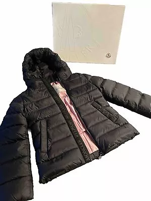 Moncler Kids | Black Jacket Kids Size 10 • $415