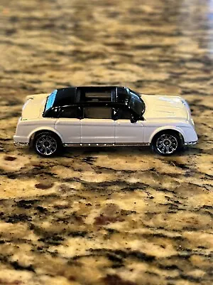 2007 Matchbox Limousine Car Wash Playset Exclusive Loose White & Black • $3.49