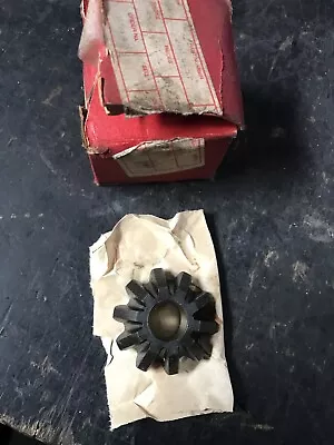 $250 • Buy Holden  Torana Banjo Diff Small Spider Gears Nos Gm 1 Pair Only