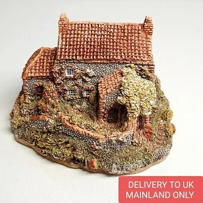 Lilliput Lane Bay View 1986 Miniature Masterpiece Collectable  • £12.40