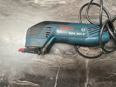 £55 • Buy Bosch GDA 280 E Delta Sander