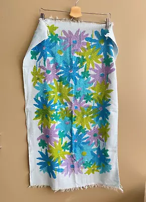 Vintage Cannon Mid Mod Flower Power Daisy Bath Towel Blue Aqua Green Made USA • $16