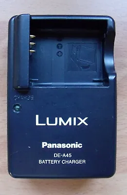 Panasonic Lumix DE-A65 Camera Battery Charger Black (US 2 Pin Plug) • £6