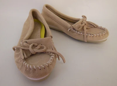 $9 • Buy Minnetonka - Womens Size 7 - Kilty Plus Moccasins Water Resistant Suede Upper