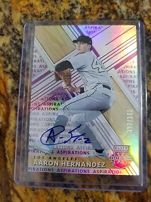 Aaron Hernandez 2019 Elite Extra Edition Aspirations Purple Auto #/100 • $5