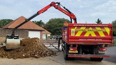 Grab Lorry Hire - Muckaway - Aggregates - Skip Hire • £130