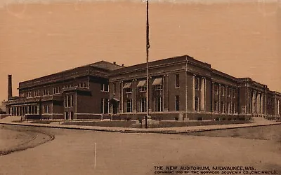 Postcard WI Milwaukee Wisconsin New Auditorium 1910 Antique Vintage PC F8269 • $4