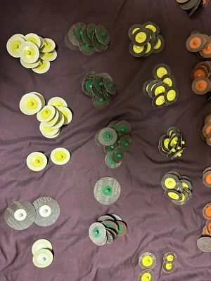 $34 • Buy 3M Roloc Assorted Misc Abrasive Sand Disks- Lot Of 211