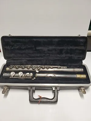 Selmer Bundy Flute Musical Instrument Silver Tone With Hard Carrying Case • $49