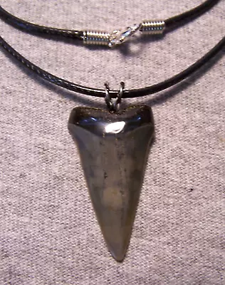 Mako Shark Tooth 1 1/2  Teeth Necklace Megalodon Wireless Pendant Jaw Fossil Gem • $20