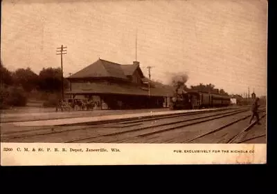 C. M. & ST. P. R.R. Train Depot Janesville Wisconsin WI-RPPC POSTCARD BK57 • $6