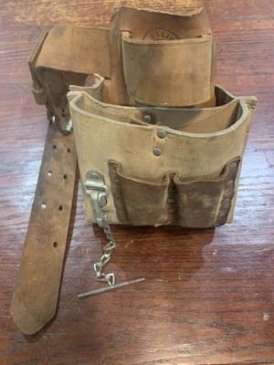 $40 • Buy Klein 5164 Leather Lineman Tool Pouch With Klein Belt 5415 Small