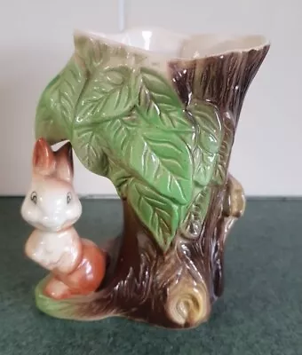 VINTAGE WITHERNSEA EASTGATE FAUNA RABBIT & TREE VASE / JUG - 11cms TALL  • £10.99