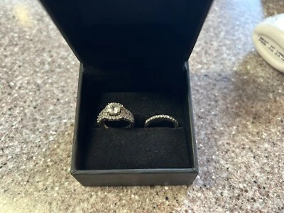 $150 • Buy Zales White Sapphire Ring Engagement And Wedding Band, With Lifetime Protection