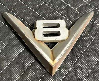 Vintage 1951 - 1952 Ford V8 Upper Valance Emblem 1-RC-8259 • $37.50