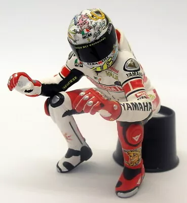 Minichamps 1/12 Scale 312 050186 Valentino Rossi Figurine Riding Valencia 2005 • $86.99