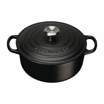 Le Creuset Round Casserole In Black Cast Iron Oven Resistant And Easy To Clean • £357.59