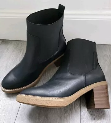 Evans Wide Fit Ankle Boots Size 7 BNWT  • £29